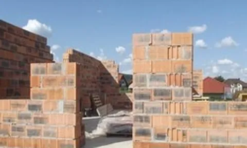 Bỏ 400 triệu xây nhà ở quê để nghỉ hưu, 1 năm sau phải quay lại thành phố: 3 bài toán tài chính nhiều người chưa tính hết