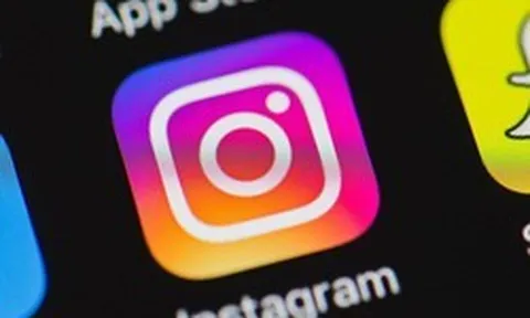 Instagram thu tiền để giúp bạn xem story của crush mà không bị lộ!