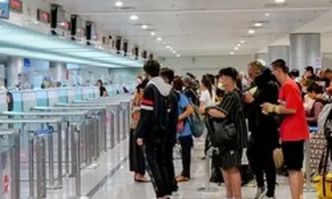 Công an TP.HCM cảnh báo: Cần làm ngay điều này khi chuyến bay đột ngột đổi giờ chót