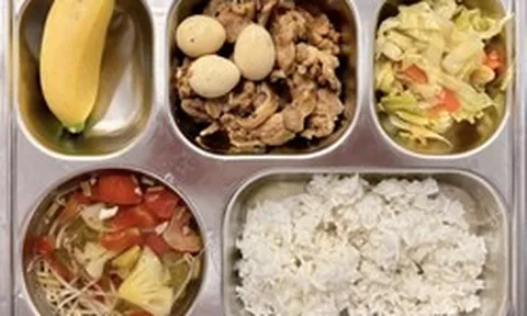 Lo thực phẩm bẩn, nhiều phụ huynh yêu cầu minh bạch từng 'cọng rau, miếng thịt'