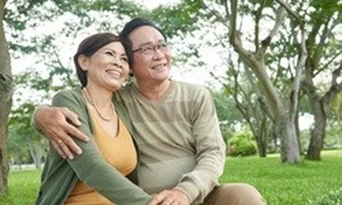 Về hưu, có trong tay 1 căn nhà, 1 mảnh đất và 1,2 tỷ tiền tiết kiệm nhưng vợ chồng vẫn tranh cãi về chuyện: Nên sống ở đâu?