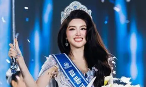 Phương Oanh làm cô dâu vướng tranh cãi