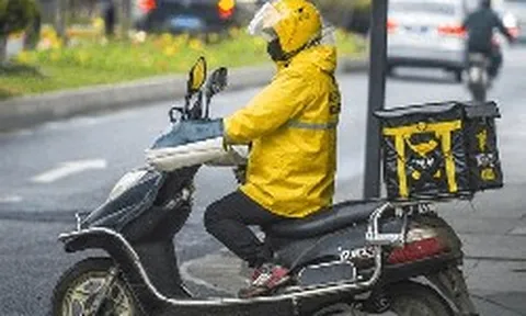 Khách bom hàng, shipper bị nền tảng khoá app: Khiếu nại cũng không được giải quyết