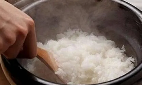 2 lỗi nấu cơm nhiều người Việt làm quen đến mức không biết là SAI