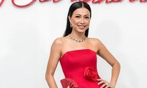 "Hoa hậu giàu bậc nhất Việt Nam" sau khi rời showbiz, bán hết tài sản, cuộc sống viên mãn tuổi ngoài 50