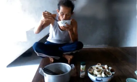 Bí ẩn dị nhân "dạ dày không đáy": Ăn 20 bát cơm, 30 quả trứng vẫn gầy, khoa học chưa thể lý giải