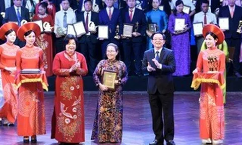 Mỗi hợp tác xã phấn đấu trở thành ngôi sao sáng