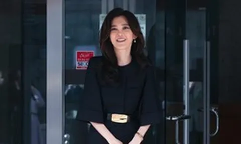 "Đại công chúa" xứ Hàn, định nghĩa lại sự xa xỉ: Chất lượng da thủ công và đường cong tối giản "soán ngôi" những chiếc logo