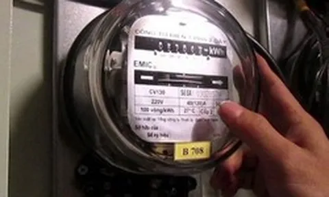 Bật điều hòa 1 đêm hết bao nhiêu tiền điện? EVN có câu trả lời