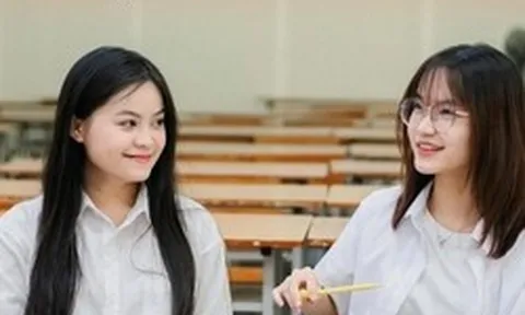 Từ năm 2026, thí sinh có tổng điểm 3 môn thi tốt nghiệp dưới 15 điểm không đủ điều kiện xét tuyển đại học