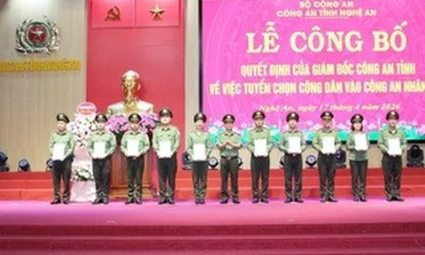 30 nhân viên an ninh hàng không được tuyển vào Công an nhân dân