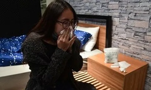 Tại sao bạn luôn nhắm mắt khi hắt hơi?