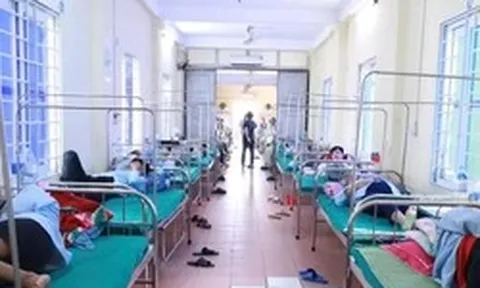 Thêm hàng chục ca nhập viện nghi ngộ độc thực phẩm ở Nghệ An