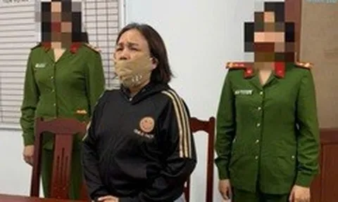 Ra quyết định khởi tố chủ tiệm cà phê Ngô Thị Cúc Hoa sinh năm 1972