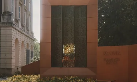 Kohler và Flamingo Estate cùng hợp tác tạo ra công trình nhà tắm như một tác phẩm điêu khắc tại Tuần lễ Thiết kế Milan, lấy cảm hứng từ nghi lễ, thiên nhiên và nghệ thuật thủ công