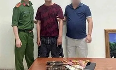 Bắt Nguyễn Văn Sáng trong nhà nghỉ