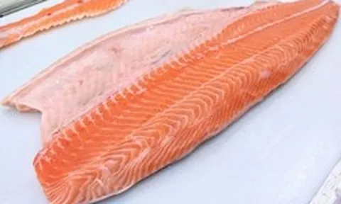 Lời khuyên khi mua cá hồi