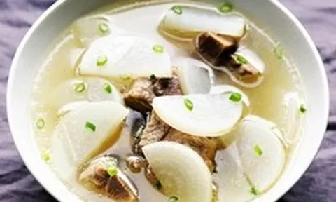 Ăn sống thải độc, nấu chín tốt cho phổi, hầm kỹ bổ dạ dày: Loại củ được ví như "nhân sâm trắng" của người Việt