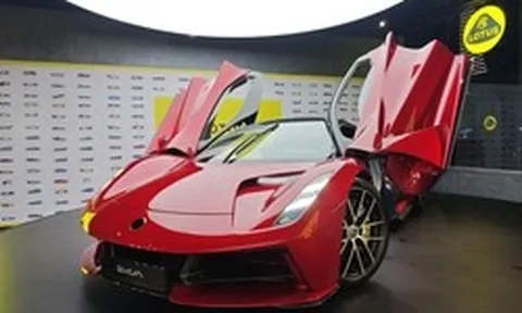 Cận cảnh siêu xe điện Lotus Evija giá hơn 100 tỷ đồng tại Việt Nam