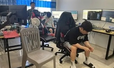 Đột kích căn nhà của nhóm người ngoại quốc, phát hiện cả "kho" đồ công nghệ và loạt chiêu trò trốn cư trú ở TP.HCM