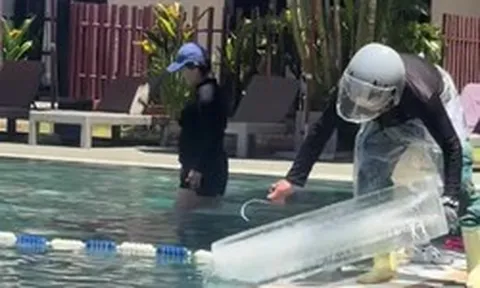 Resort Hội An thả khối đá khổng lồ xuống bể bơi, khách Tây giải nhiệt cấp tốc: “Sao giống cách mẹ tôi làm mát bát canh rau luộc vậy?”