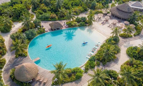 Crystal Lagoons Ra Mắt Mô Hình Small Lagoons by Crystal Lagoons™ 500 m² mới, Đặt Dấu Chấm Hết cho Kỷ Nguyên Bể Bơi Thương Mại