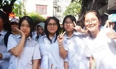 Đề Ngoại ngữ gây thử thách, thí sinh vẫn tự tin đạt điểm 9