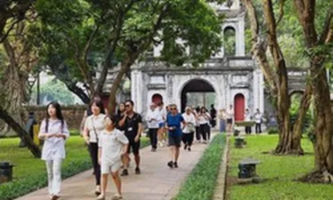 Tin cực vui: Ngay tháng sau, Hà Nội sẽ chi gần 2.000 tỷ đồng thực hiện một chính sách vượt trội, gần 9 triệu người dân trực tiếp hưởng lợi