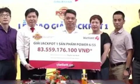 Người đàn ông trúng Vietlott 83,5 tỉ đồng: "Trúng số là niềm vui, không việc gì phải giấu mặt"