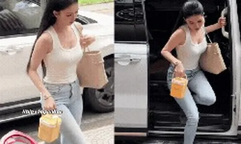 Ngọc Trinh gây sốt khi mặc lại quần jeans 10 tuổi