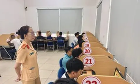 Thi bằng lái xe: Bộ Công an đề xuất tăng câu hỏi lý thuyết, bỏ sát hạch mô phỏng