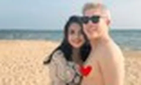 Nữ diva đầu tiên được phong NSND biết ơn "anh": "Người ở bên em bằng tất cả yêu thương"