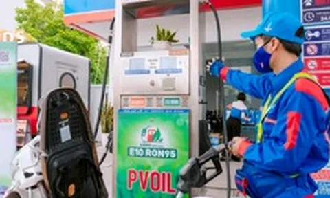 Giá xăng E10 còn tiếp tục giảm không?