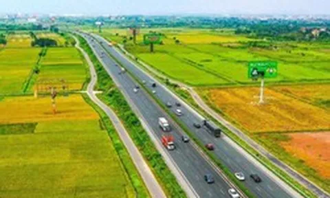 Đề xuất bổ sung 5 tuyến quốc lộ tiêu chuẩn cao tốc