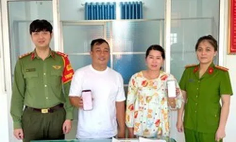Nạp 13,6 triệu đồng tiền mặt từ cây ATM vào tài khoản ngân hàng Techcombank, 2 ngày sau, người đàn ông SN 1981 phải làm việc tại công an