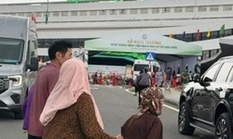 Bệnh viện Bạch Mai cơ sở Ninh Bình đón nhận những bệnh nhân đầu tiên