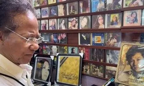 Chế Linh tới Nha Trang gặp 1 người: "Mọi người nhìn đi"
