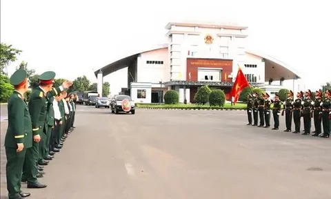 Trang trọng lễ đón 62 hài cốt liệt sĩ trở về đất mẹ sau 105 ngày tìm kiếm tại Campuchia