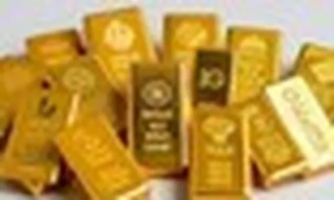 Giá vàng hôm nay 30/6 "cắm đầu cắm cổ" giảm, đã phải đáy hay chưa?