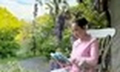 Lê Vi: "Nhìn người Pháp vật vã chịu đựng cái nóng, tôi thương vô cùng người dân Việt mình"