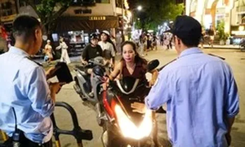Tối cuối tuần ở 'vùng phát thải thấp' của trung tâm Hà Nội