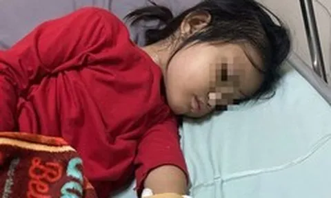 Bé gái 5 tuổi nhiễm "siêu vi khuẩn", gặp nguy hiểm vì món ăn vặt ngọt mát mùa hè người lớn còn mê