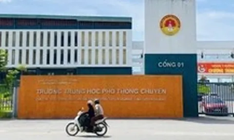 Vụ hơn 140 điểm 10 toán tại chuyên Tuyên Quang: Đã khởi tố 29 bị can, bắt tạm giam 7 người