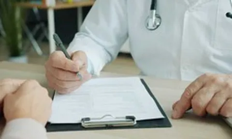 Vì sao chữ bác sỹ xấu là 'thương hiệu toàn cầu' chứ không riêng nước nào?