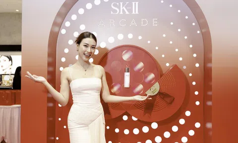 Dàn sao Việt đến chúc mừng SK-II khai trương cửa hàng mới tại Hà Nội