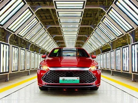 Chân dung hãng xe điện vừa vượt mặt Tesla