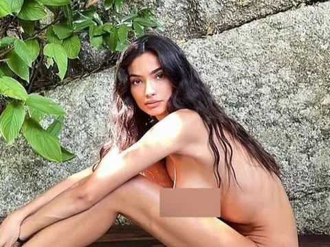 Bức ảnh gây chú ý của người mẫu nội y Victoria's Secret