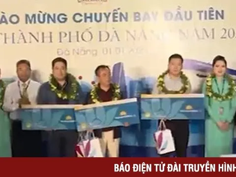 Nhiều tỉnh, thành đón đoàn khách quốc tế đầu tiên “xông đất” năm 2023