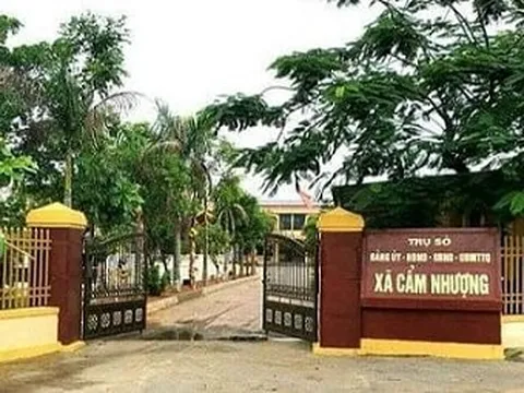 Hà Tĩnh: Yêu cầu giải trình vụ cán bộ dùng bằng cấp trái quy định