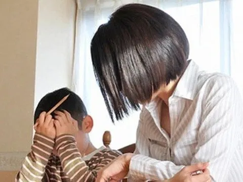 Từ ngày 1/7/2023: Cưỡng ép con học tập quá mức, bố mẹ có thể phải lao động công ích